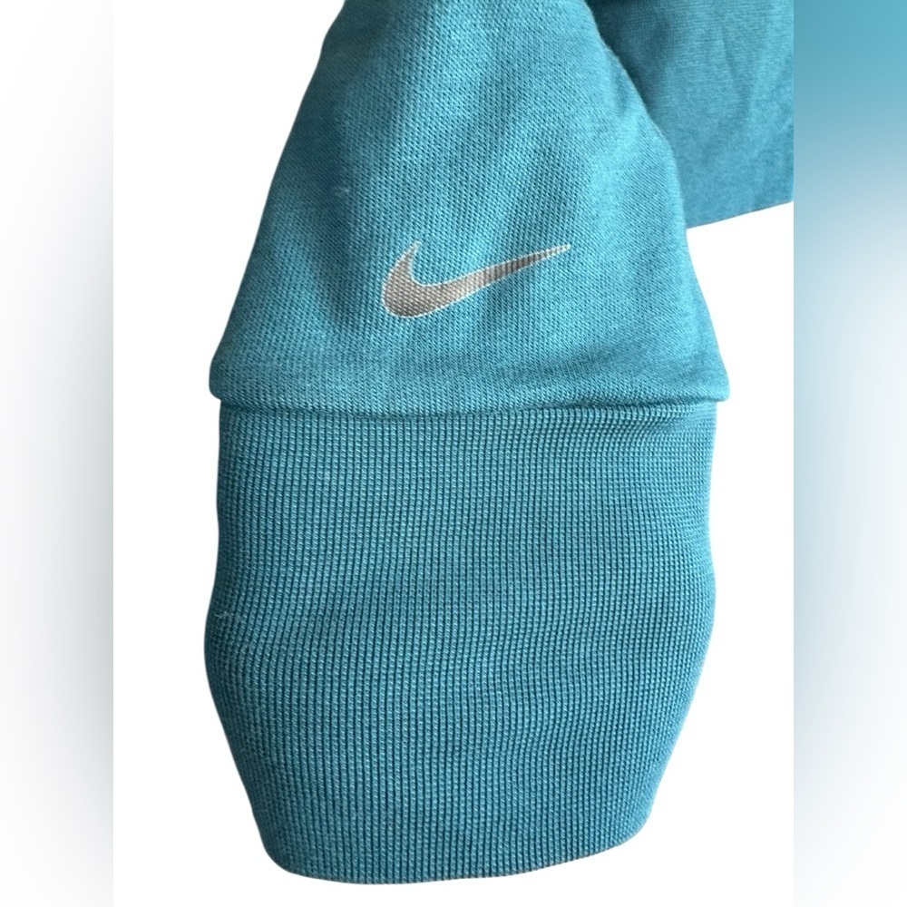 Nike Women's Teal Sweatshirt Dri-FIT FLocked Cropped Size small preloved - Picture 6 of 8